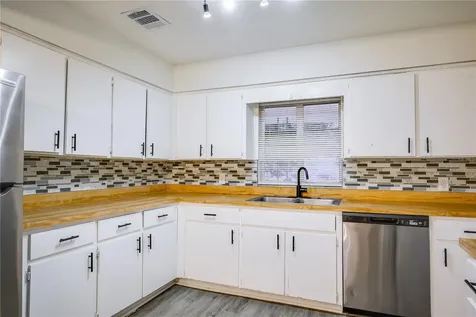 10938 N Lantana Avenue Tampa FL 33612