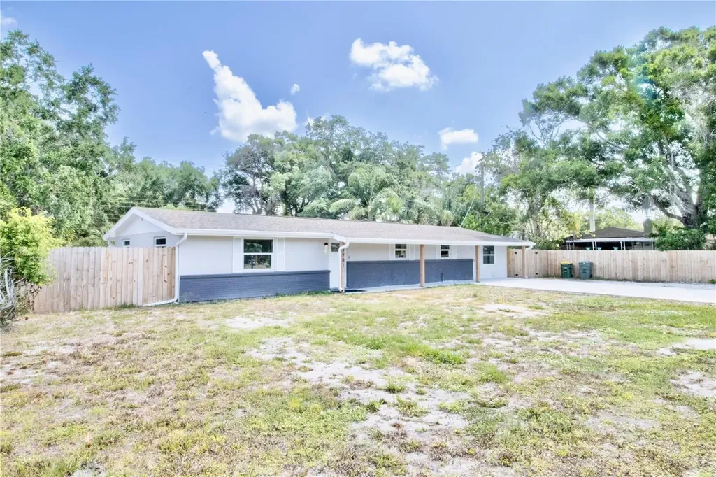 2781 Hatton Street Sarasota FL 34237