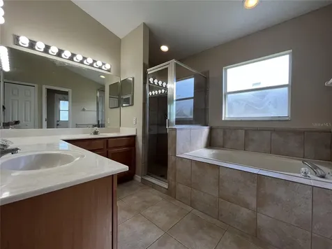 102 Burrell Circle Kissimmee FL 34744
