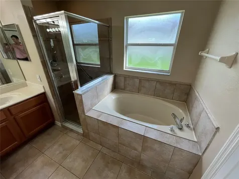102 Burrell Circle Kissimmee FL 34744