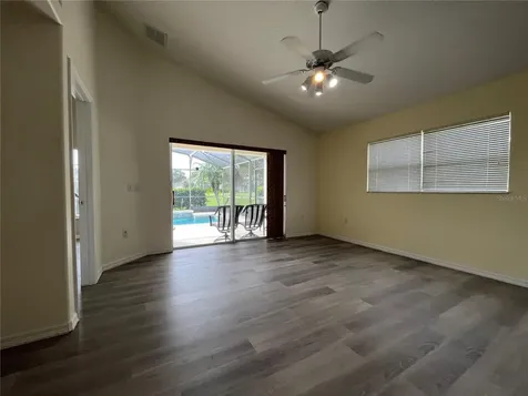102 Burrell Circle Kissimmee FL 34744