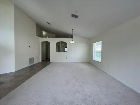 102 Burrell Circle Kissimmee FL 34744
