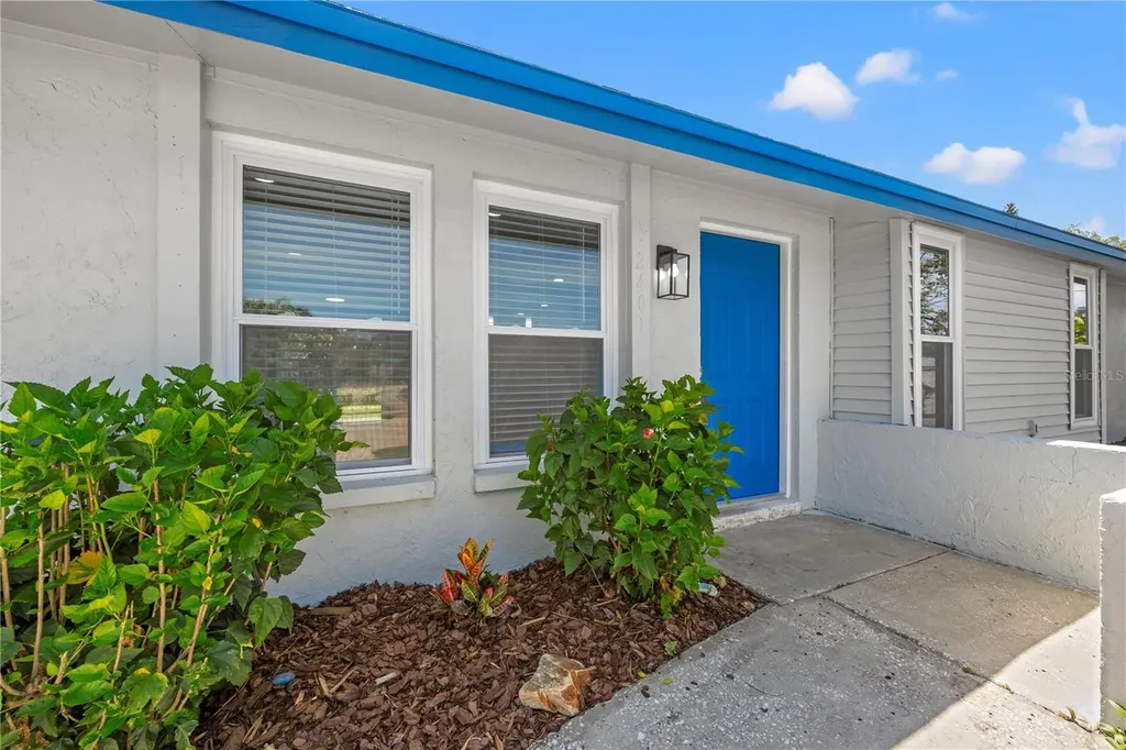 2401 Linwood Drive Sarasota FL 34232