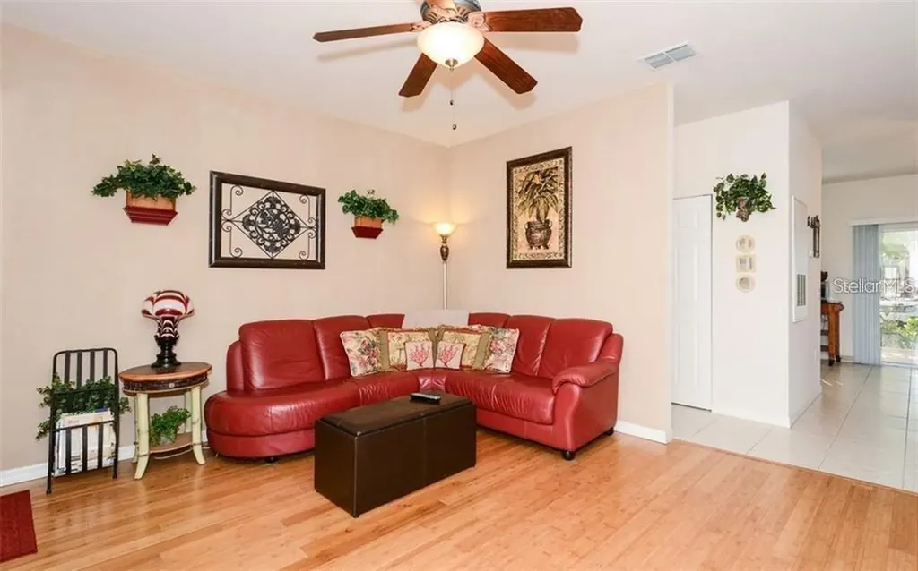 7685 Plantation Circle University Park FL 34201