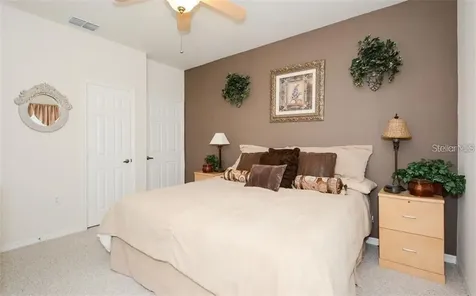 7685 Plantation Circle University Park FL 34201
