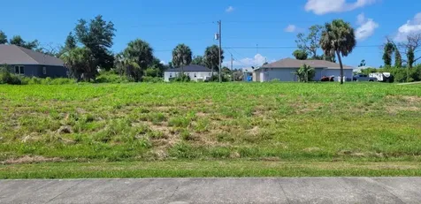 4435 S Access Road Englewood FL 34224