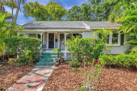 335 11th Avenue NE St Petersburg FL 33701