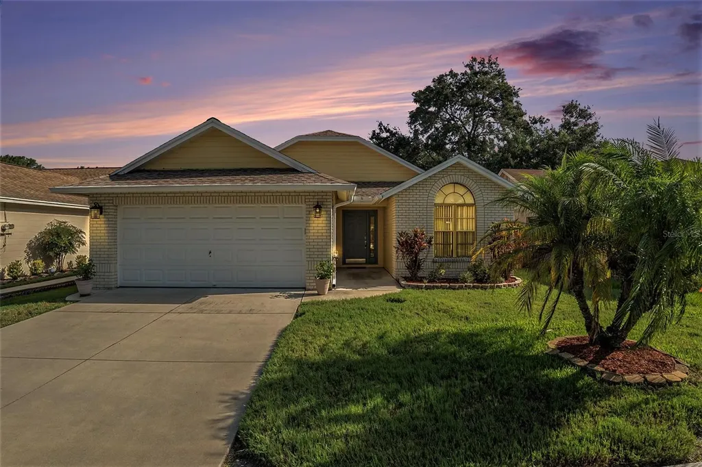 5489 Friarsway Drive Tampa FL 33624