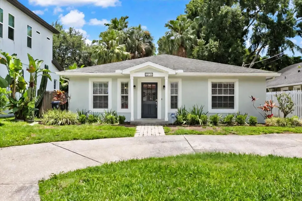 3216 W San Juan Street Tampa FL 33629
