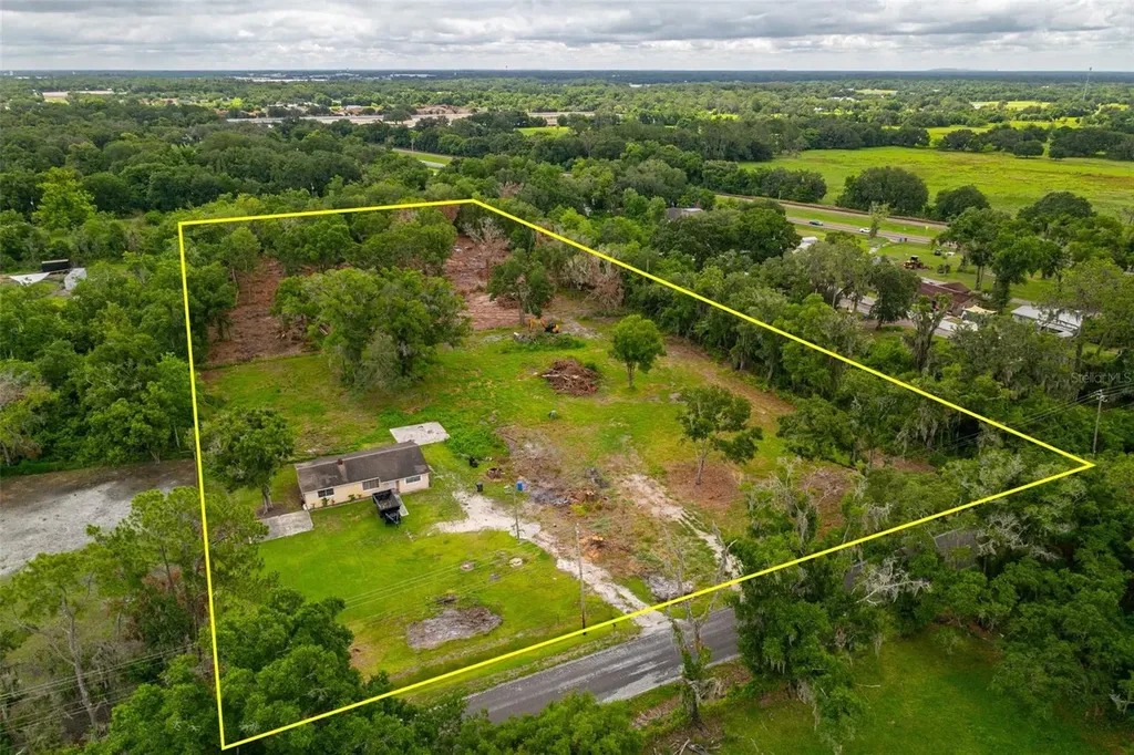 3541 Bethlehem Road Dover FL 33527