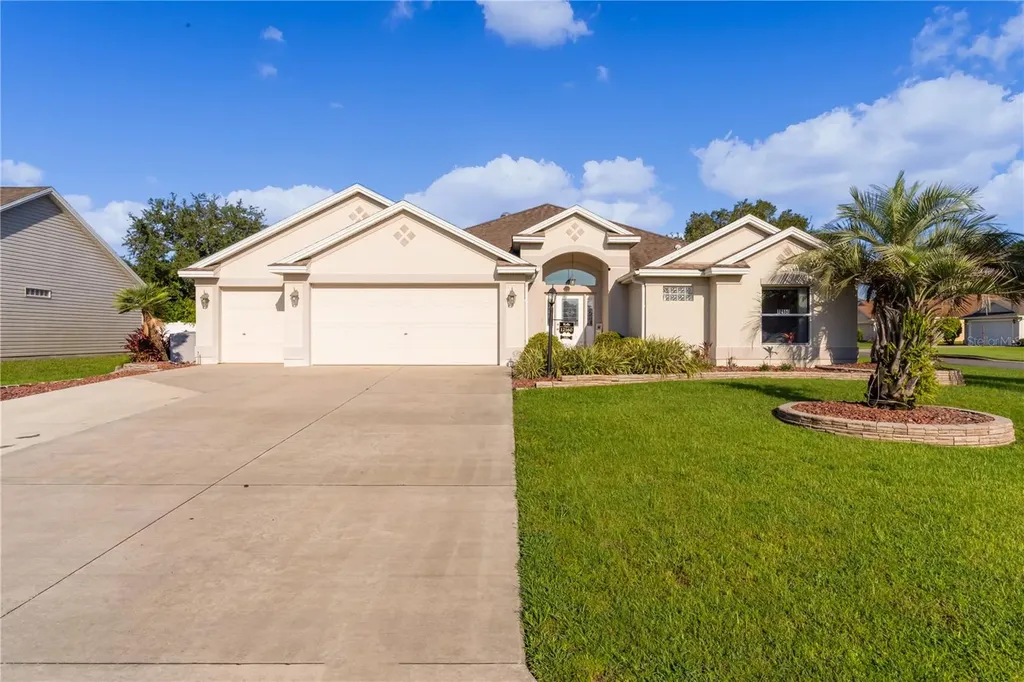 12160 NE 51st Circle Oxford FL 34484