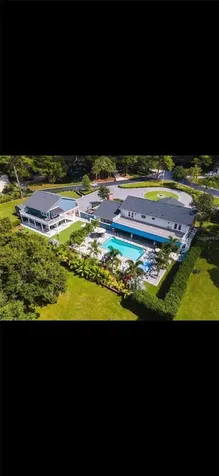 3970 Berlin Drive Sarasota FL 34233