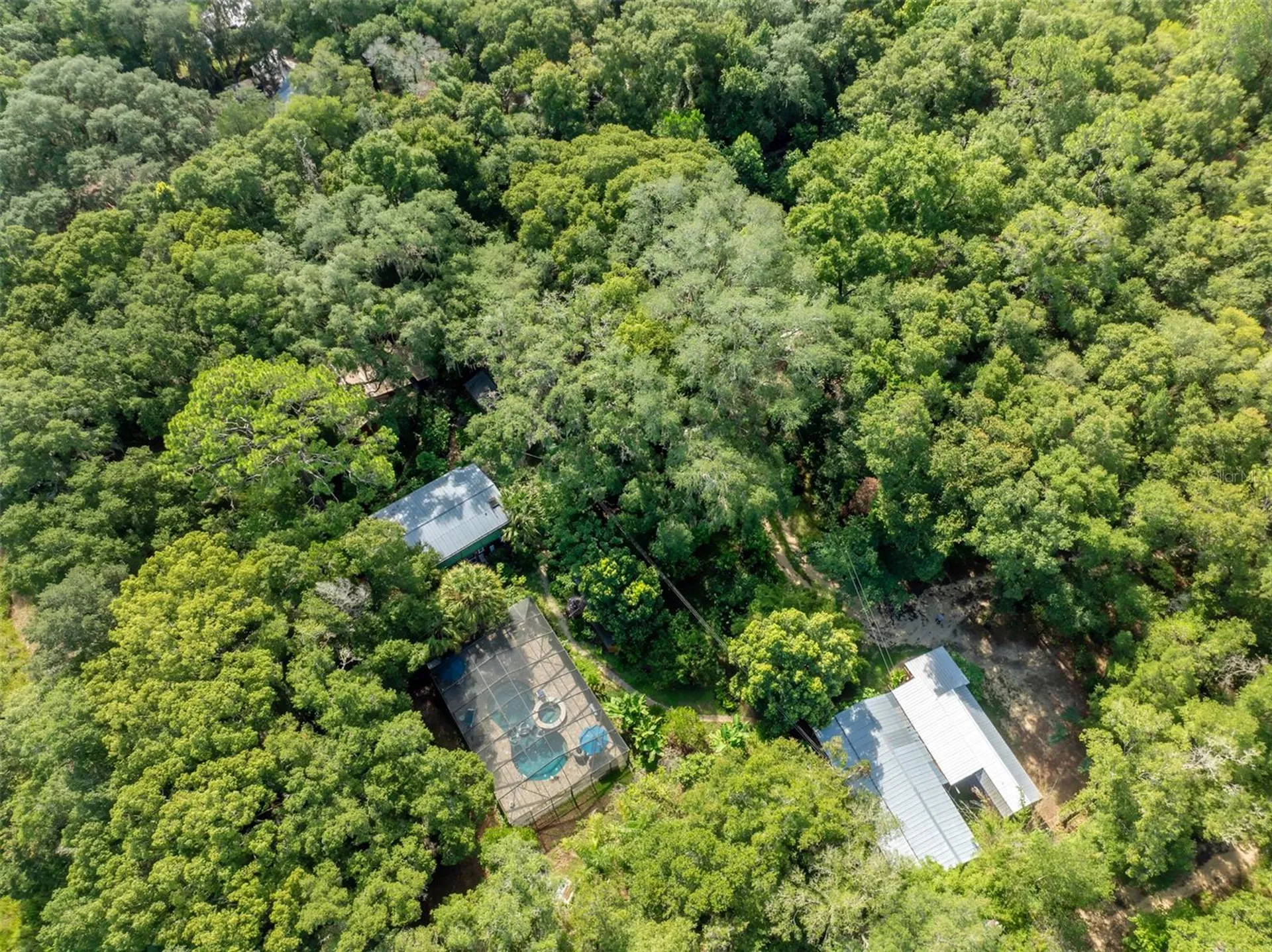 250 W West Lake Drive Hawthorne FL 32640