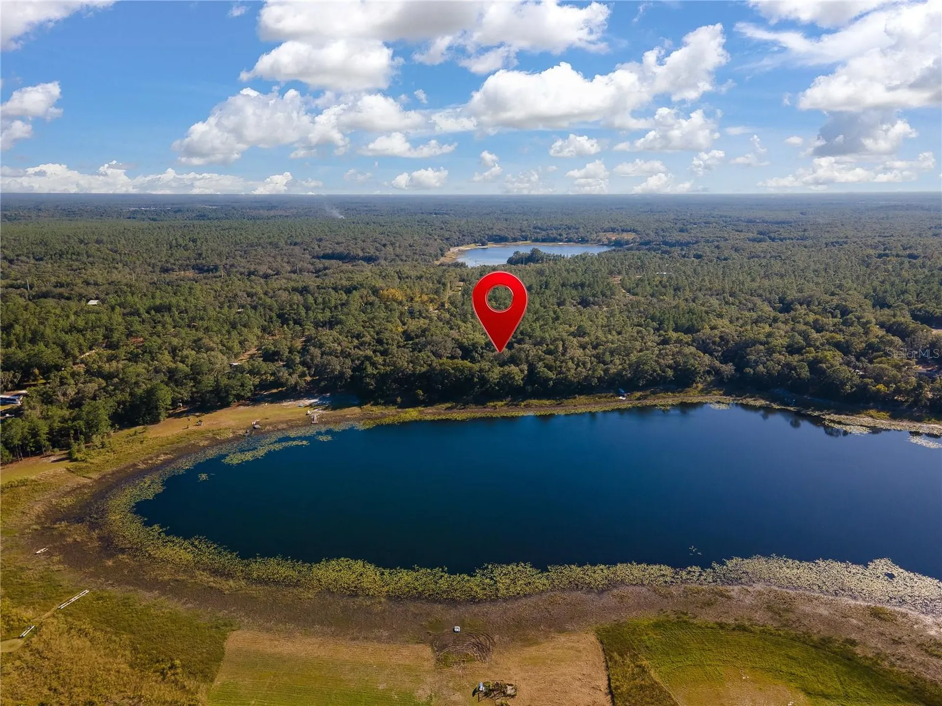 250 W West Lake Drive Hawthorne FL 32640