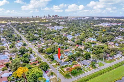 2866 15th Avenue N St Petersburg FL 33713