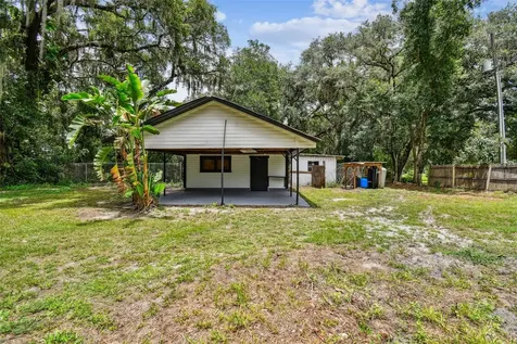 1910 W Knights Griffin Road Plant City FL 33565