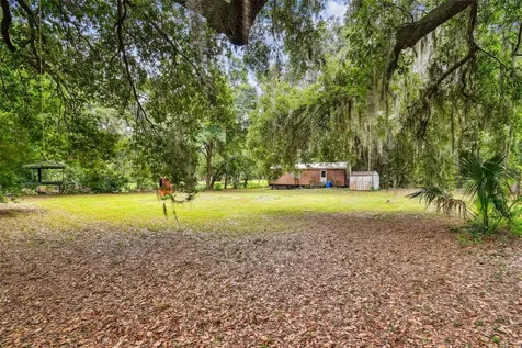 1910 W Knights Griffin Road Plant City FL 33565
