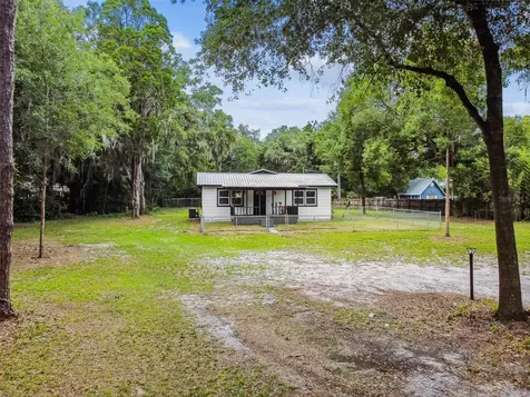 1910 W Knights Griffin Road Plant City FL 33565