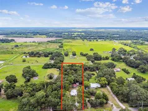1910 W Knights Griffin Road Plant City FL 33565