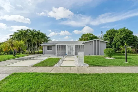10475 SW 152nd Street Miami FL 33157