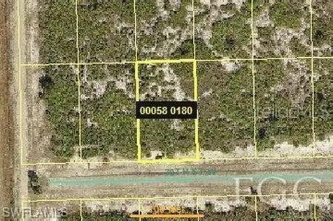 2814 70th Street W Lehigh Acres FL 33971