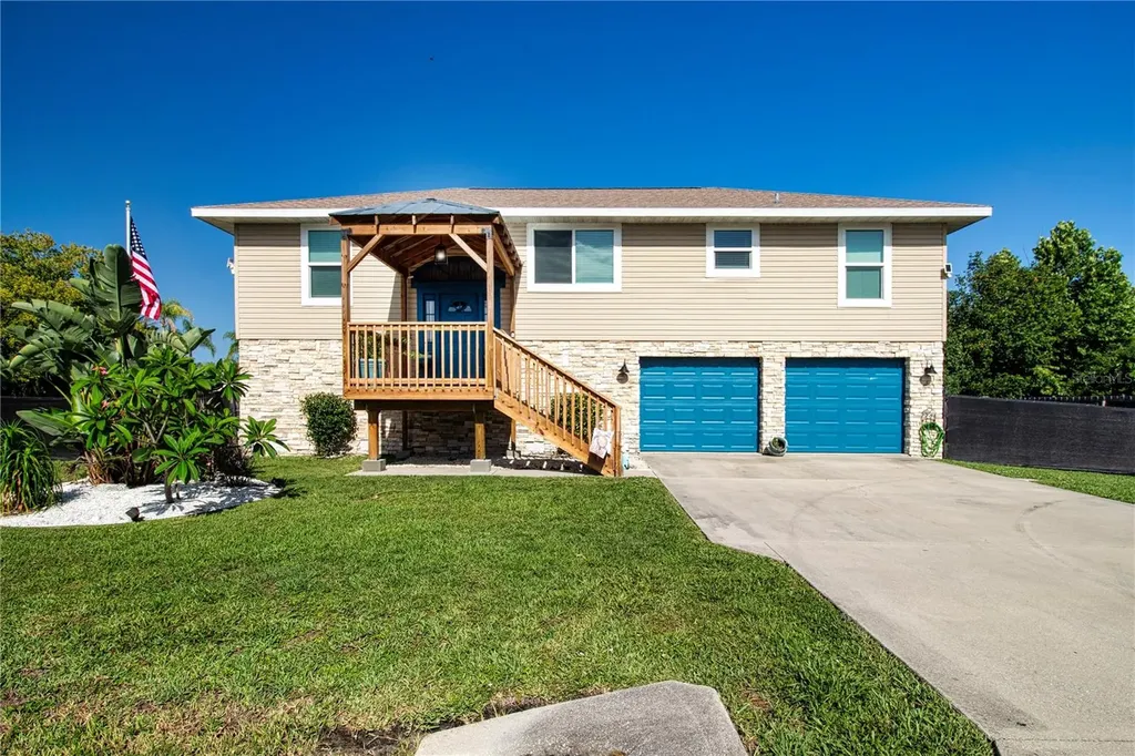 4833 5th Avenue Drive W Palmetto FL 34221