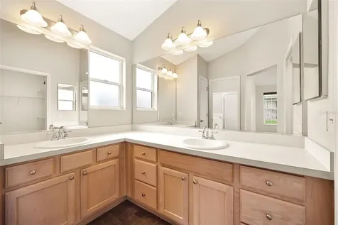 533 Downers Grove The Villages FL 32162