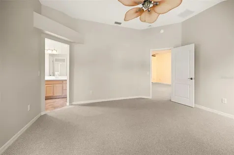 533 Downers Grove The Villages FL 32162