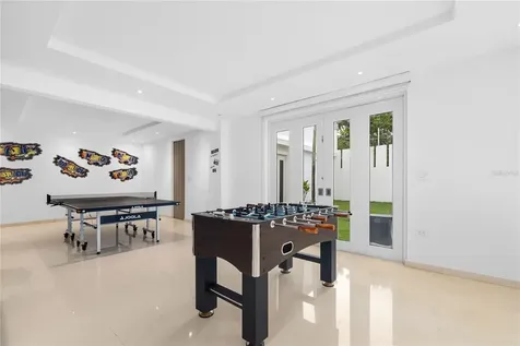 La Villa De Torrimar Reina Victoria Guaynabo PR 00969