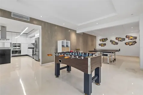 La Villa De Torrimar Reina Victoria Guaynabo PR 00969