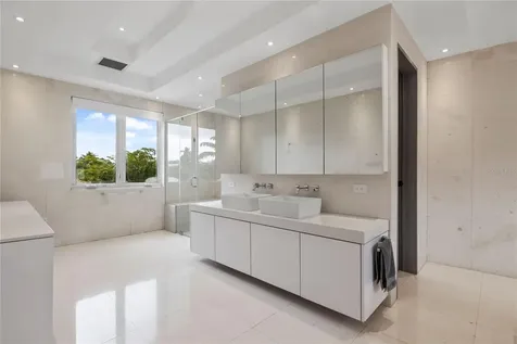 La Villa De Torrimar Reina Victoria Guaynabo PR 00969