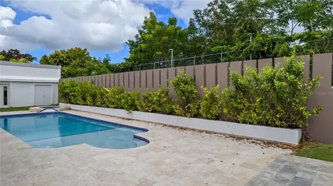 La Villa De Torrimar Reina Victoria Guaynabo PR 00969