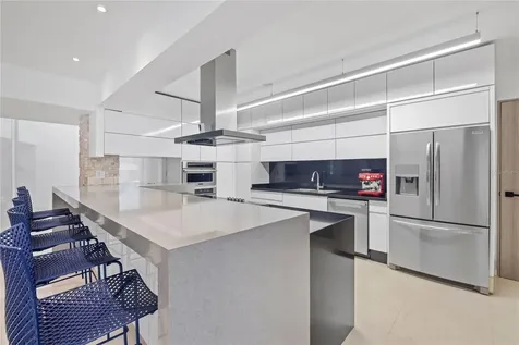 La Villa De Torrimar Reina Victoria Guaynabo PR 00969