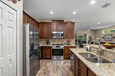 8325 NW 54th Street Gainesville FL 32653