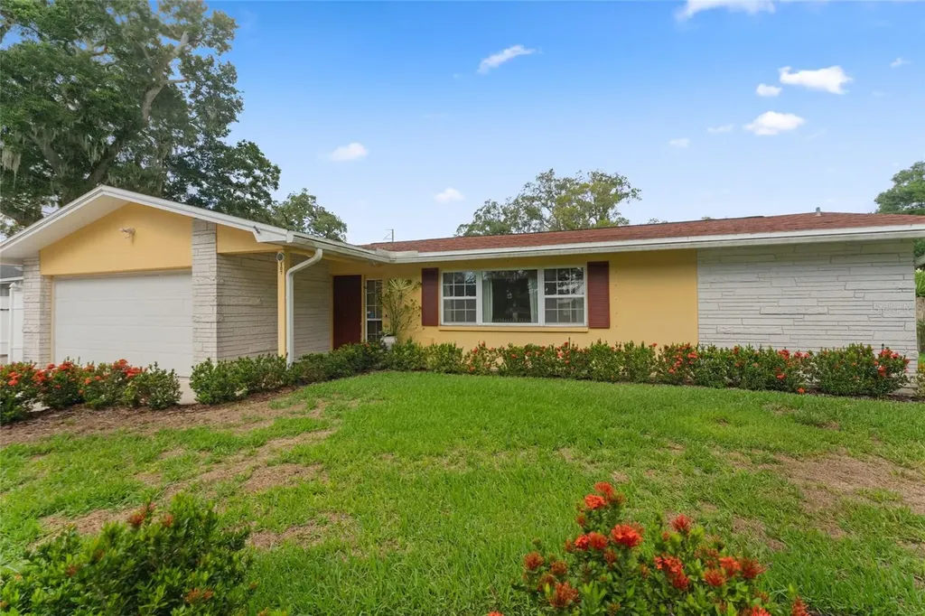 107 15th Street Palm Harbor FL 34683