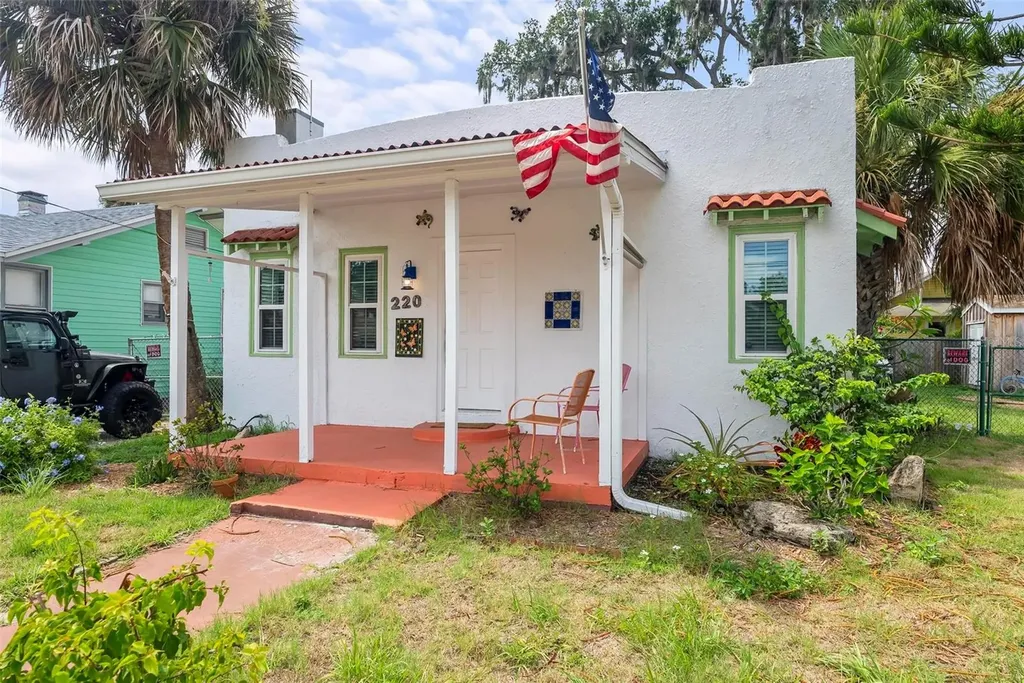 220 Taylor Avenue Daytona Beach FL 32114