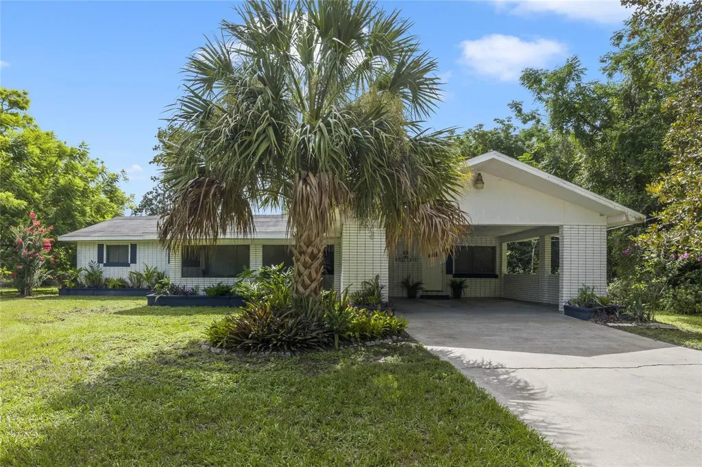 445 Old Geneva Road Geneva FL 32732