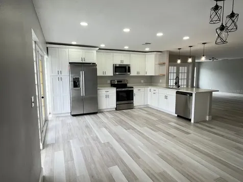 803 Mendoza Drive Kissimmee FL 34758
