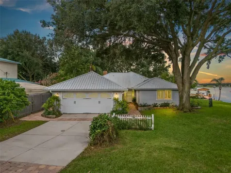 33 SE Chinica Drive Summerfield FL 34491