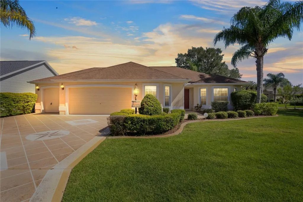 1561 Loris Loop The Villages FL 32162