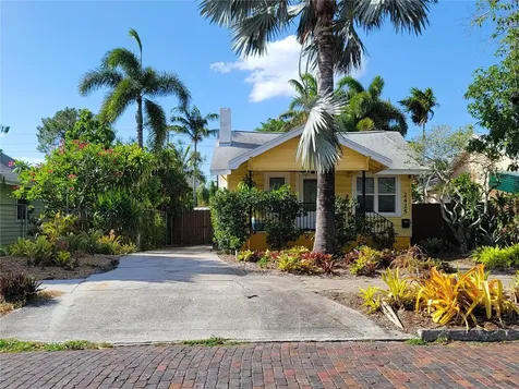 2425 Burlington Avenue N St Petersburg FL 33713