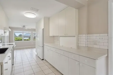 1105 N Palmetto Street Leesburg FL 34748