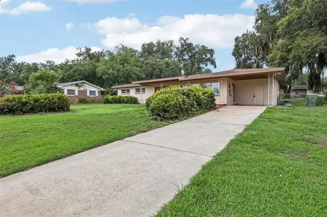 1105 N Palmetto Street Leesburg FL 34748