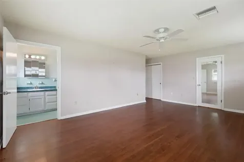1105 N Palmetto Street Leesburg FL 34748