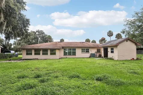 1105 N Palmetto Street Leesburg FL 34748
