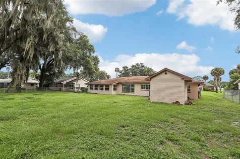 1105 N Palmetto Street Leesburg FL 34748