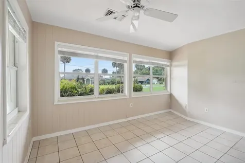 1105 N Palmetto Street Leesburg FL 34748