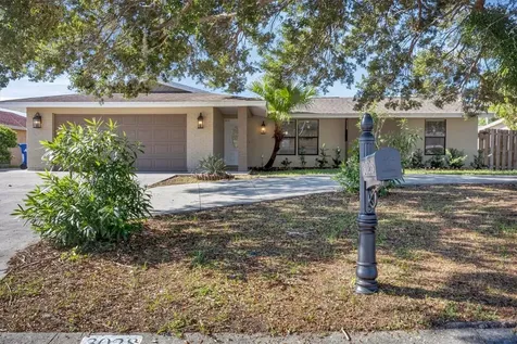 3028 Lockwood Lake Circle Sarasota FL 34234