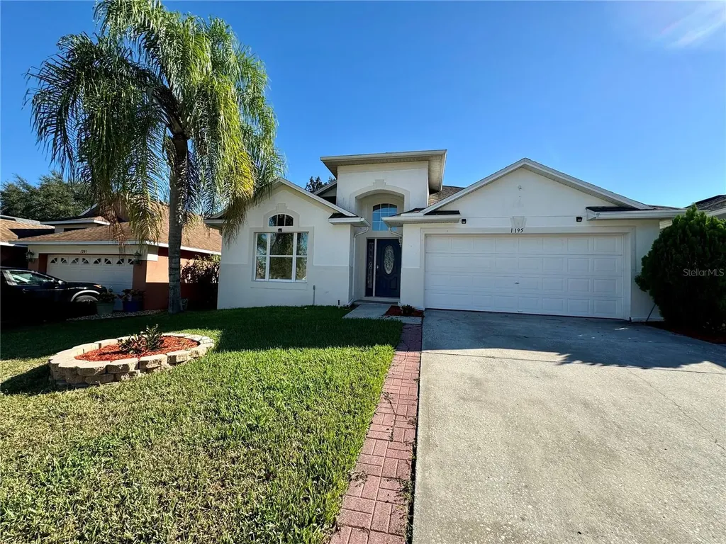 1195 Greenley Avenue Groveland FL 34736