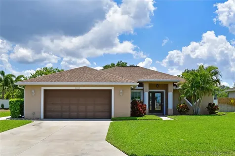 2206 14th Street W Palmetto FL 34221